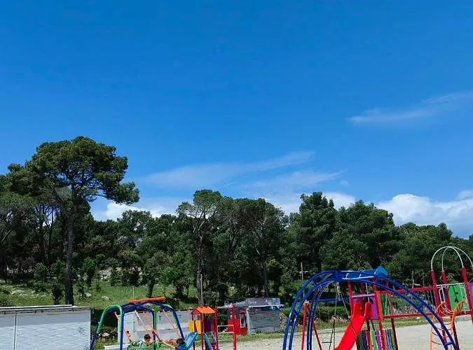 Camping Mobile Tonka Biograd Na Moru