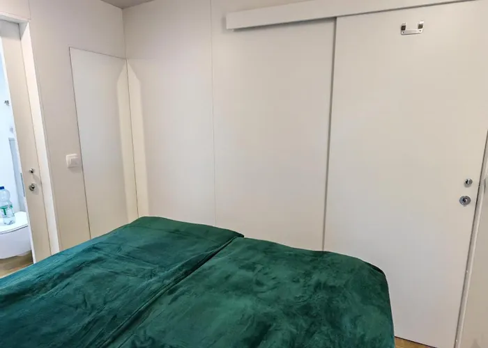 Mobile Tonka Кемпинг *